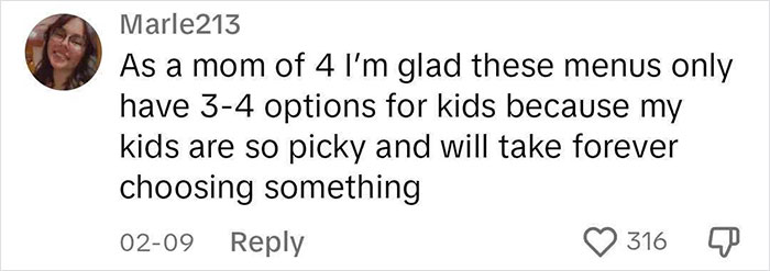 Waitress Thinks Mom Is Joking About The Kids’ Menu, Things Shift When She Asks For The Manager Waitress Thinks Mom Is Joking About The Kids’ Menu, Things Shift When She Asks For The Manager
