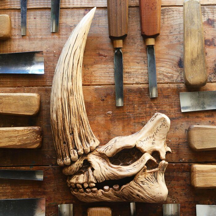 The Mandalorian. Mudhorn Skull. Wood Carving