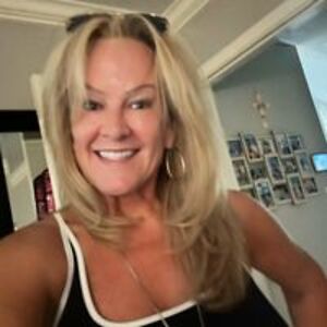 sherry_diamond-sanborn avatar