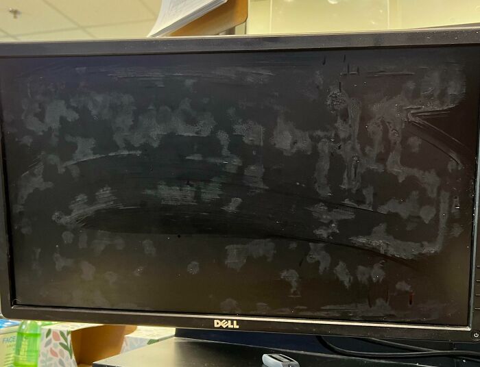 My Coworker Decided To Wipe The Monitor With Clorox Bleach Wipes