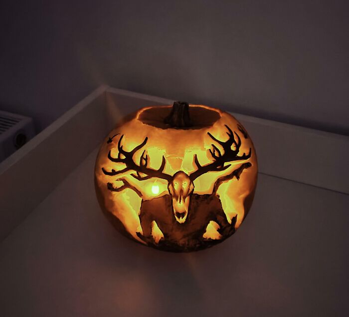 Carved A Pumpkin Into One Of My Favorite Witcher Monsters: A Leshen