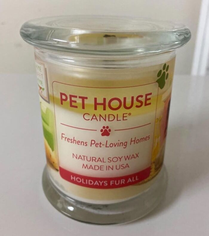 A holiday-scented Pet House deodorizing candle, because you didn't spend all that time baking all those sugar cookies just for the house to smell like wet dog.