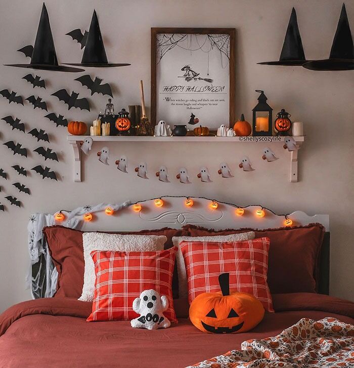 Bedroom decorated for Halloween 