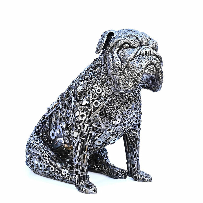A sculpture of a dog