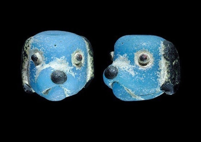 Egyptian--Phoenician Glass Dog Head Bead, 6th-4th Century Bc