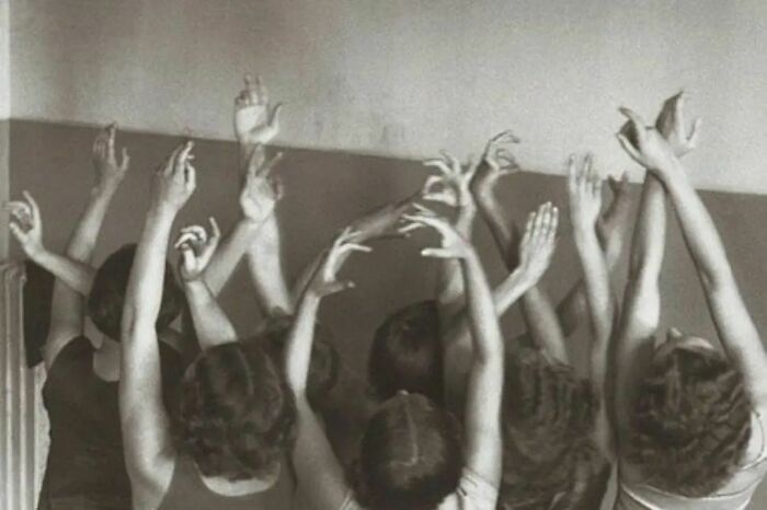 Dance School, Frankfurt, 1929. Photo By Ilse Bing