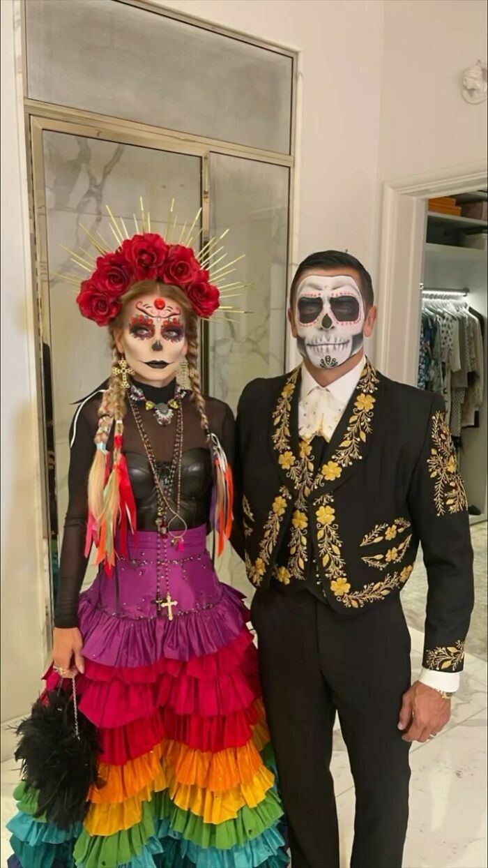 Kelly Ripa And Mark Consuelos In Day Of The Dead-Inspired Costumes