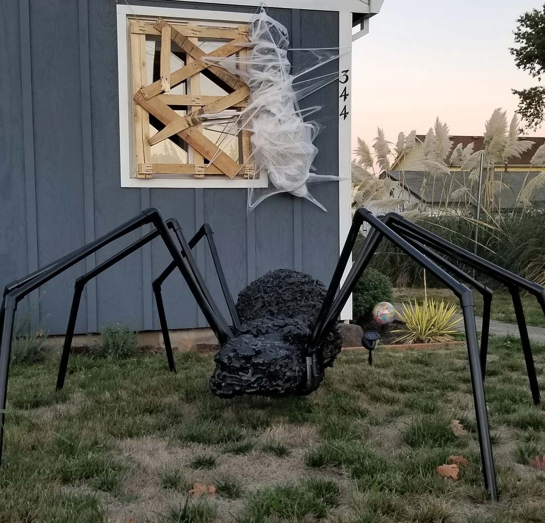 Giant black spider decoration in the yard