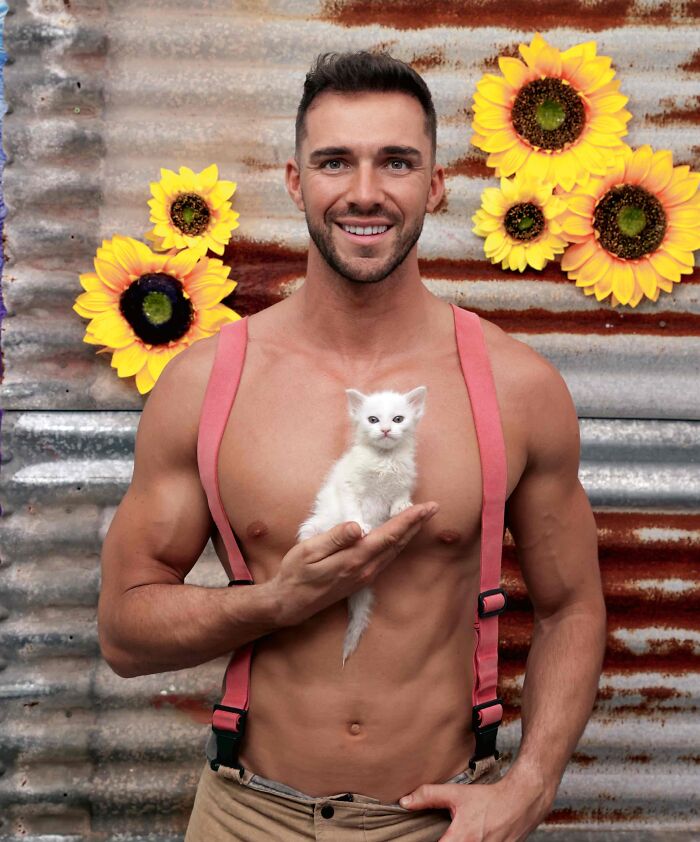 Australian-Firefighters-Charity-Animals-Calendar-2024