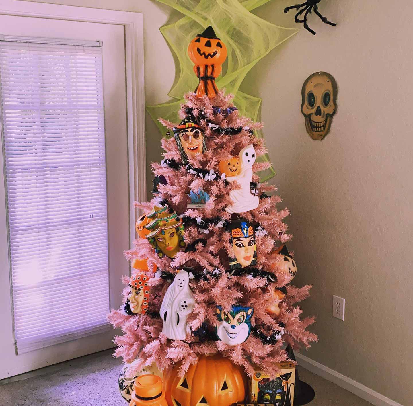 Halloween themed decorated tree