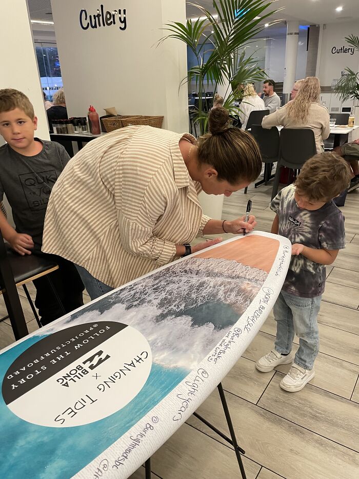 I Travelled 10,000 Miles To Deliver A Custom Surfboard To The Billabong Headquarters I Travelled 10,000 Miles To Deliver A Custom Surfboard To The Billabong Headquarters