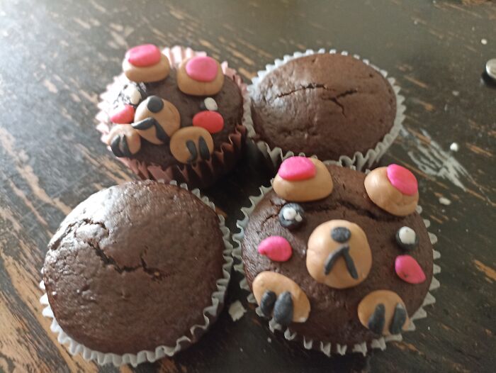 My 9-Yo Daughter's Bear Cupcakes. She Baked Them And Designed And Made The Decoration