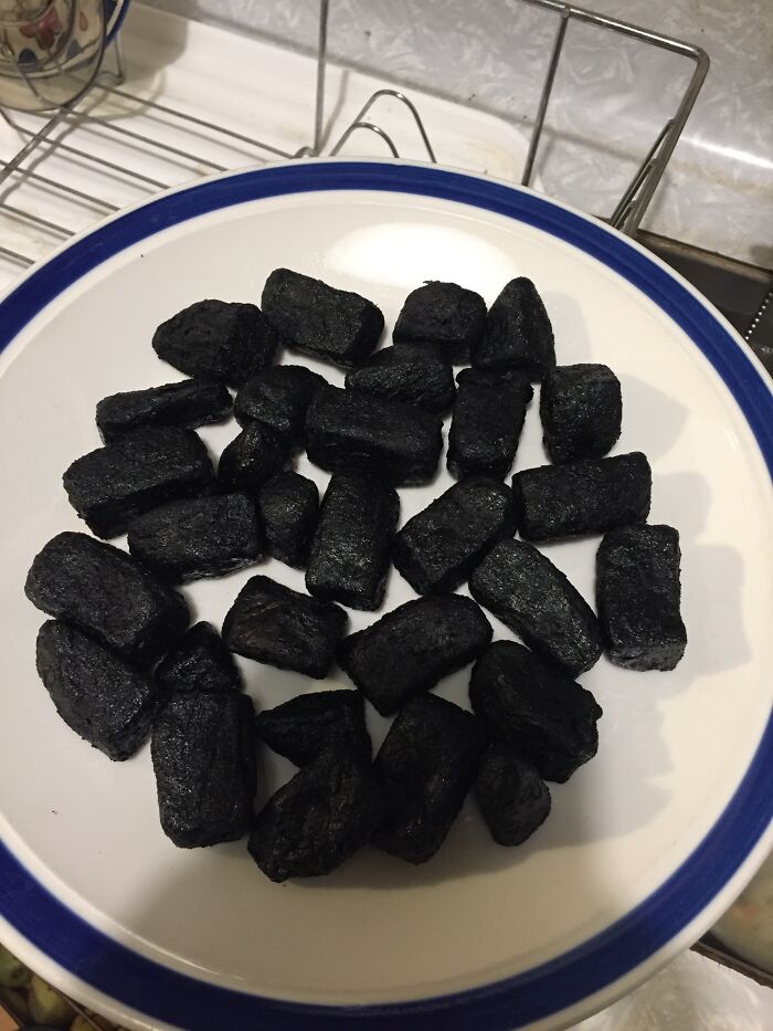 I Turned Rosemary And Garlic Potatoes Into Expensive Charcoal Brickettes