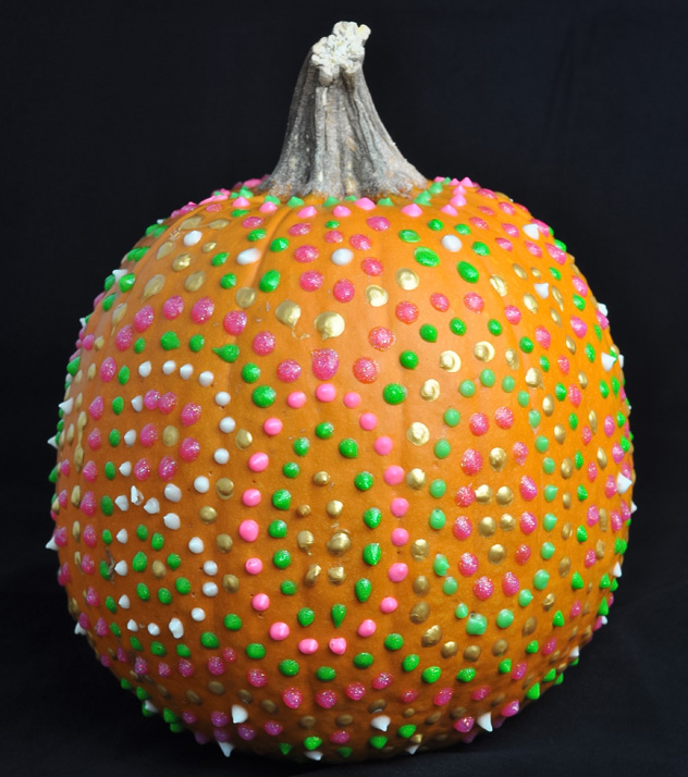 Pumpkin colored in dots with puff paint