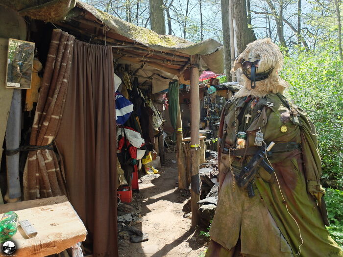 Czech Forest Outsider Crafts Sculptures For 20 Years (9 Pics) Czech Forest Outsider Crafts Sculptures For 20 Years (9 Pics)