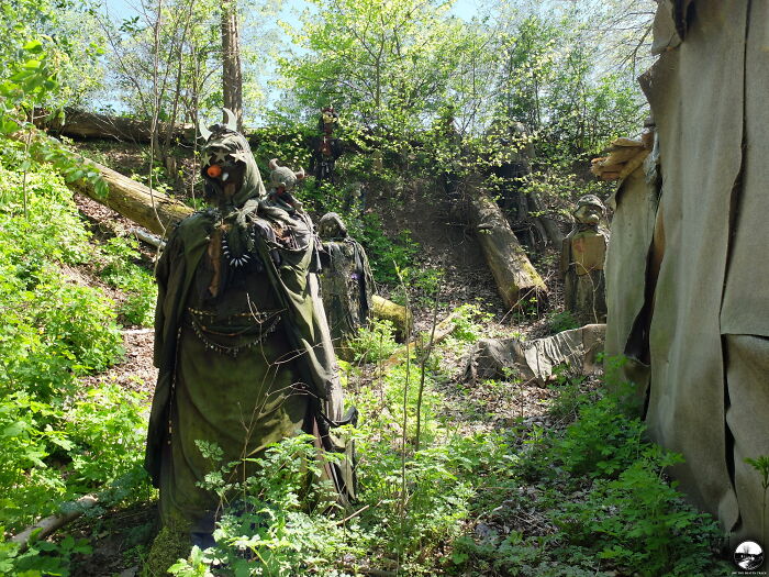Czech Forest Outsider Crafts Sculptures For 20 Years (9 Pics) Czech Forest Outsider Crafts Sculptures For 20 Years (9 Pics)