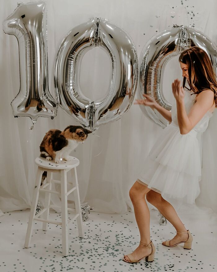 Angela Rafuse Is A Founder Of ‘My Grandfather’s Cat Charity’, Helping Seniors To Rehome Their Pets