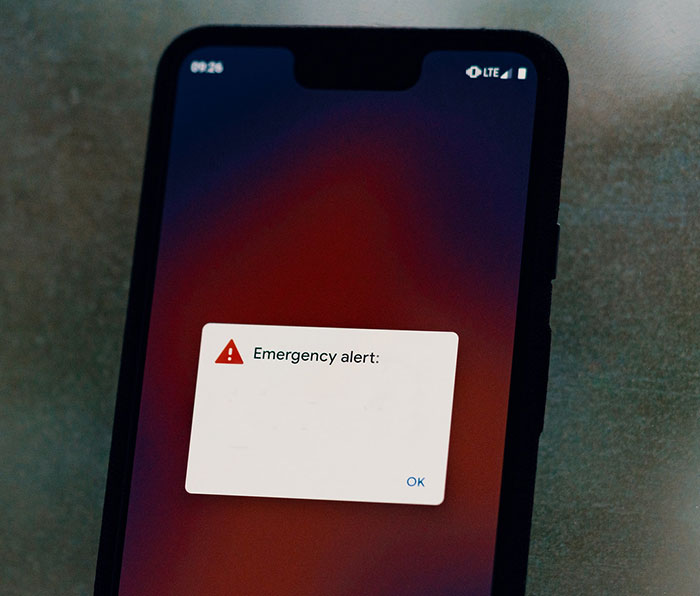 Amish Men Exposed After Their Phones Rang During Emergency Alert Test Amish Men Exposed After Their Phones Rang During Emergency Alert Test