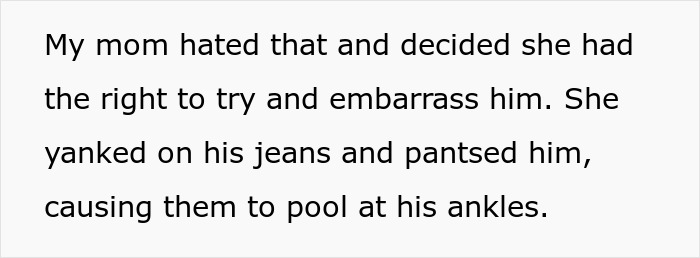 Woman Pantsed Stranger On The Bus To Embarrass Him, Ended Up Being Way More Embarrassed Woman Pantsed Stranger On The Bus To Embarrass Him, Ended Up Being Way More Embarrassed
