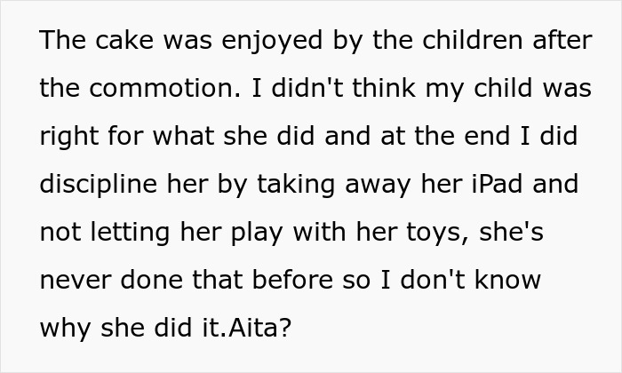 Birthday Girl Pushes Older Cousin As She Blows Out Her Candles, Emotional Drama Ensues Birthday Girl Pushes Older Cousin As She Blows Out Her Candles, Emotional Drama Ensues