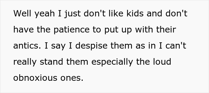 Man Annoyed With Aunt Questioning His Sexuality Gives A Raunchy Reply, Making Her Leave Family Dinner Man Annoyed With Aunt Questioning His Sexuality Gives A Raunchy Reply, Making Her Leave Family Dinner