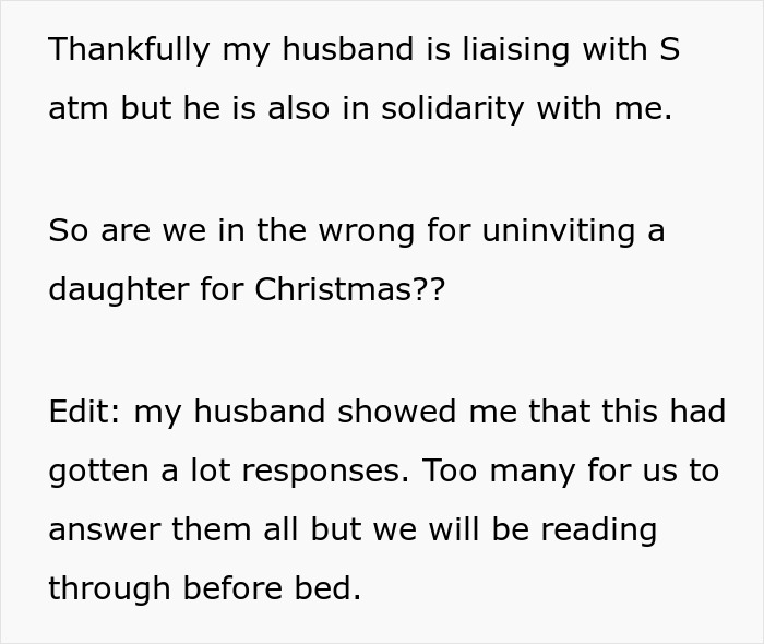 Woman Thinks Mom Is Wrong For Uninviting Her From Christmas Because Of Dating Sister’s Husband Woman Thinks Mom Is Wrong For Uninviting Her From Christmas Because Of Dating Sister’s Husband