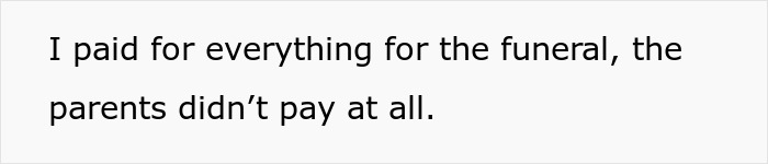 Text saying a family asks late son’s fiancé to return heirloom but she takes them to court instead. Text saying a family asks late son’s fiancé to return heirloom but she takes them to court instead.