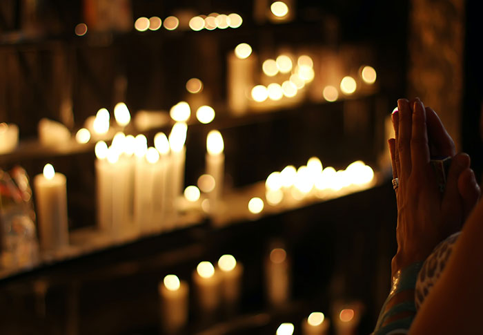 40 Of The Biggest ‘Lies’ Told In Human History That People No Longer Are Buying