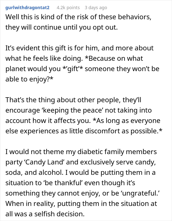 Woman Ends Her 2-Year Relationship After She Finds Out Cruise Tickets Are Her Birthday Gift Woman Ends Her 2-Year Relationship After She Finds Out Cruise Tickets Are Her Birthday Gift