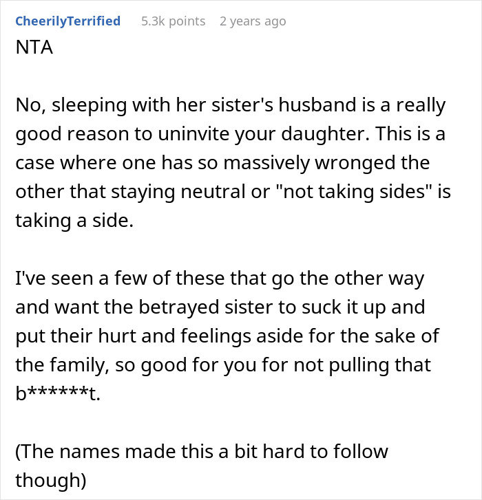 Woman Thinks Mom Is Wrong For Uninviting Her From Christmas Because Of Dating Sister’s Husband Woman Thinks Mom Is Wrong For Uninviting Her From Christmas Because Of Dating Sister’s Husband