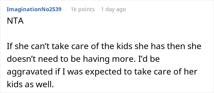 Screenshot of a forum comment discussing responsibility and care concerns about a sister pregnant for the seventh time. Screenshot of a forum comment discussing responsibility and care concerns about a sister pregnant for the seventh time.
