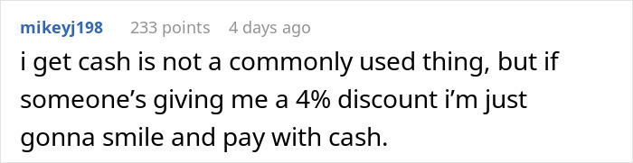 “It’s Cheaper To Pay With Cash”: Customer Makes Cashier Regret Pushing Their Policy On Them “It’s Cheaper To Pay With Cash”: Customer Makes Cashier Regret Pushing Their Policy On Them