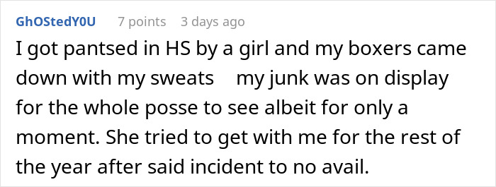 Woman Pantsed Stranger On The Bus To Embarrass Him, Ended Up Being Way More Embarrassed Woman Pantsed Stranger On The Bus To Embarrass Him, Ended Up Being Way More Embarrassed