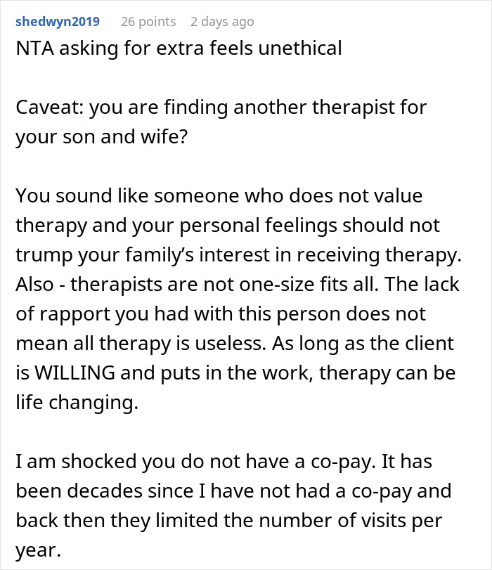 Family Therapist Starts Asking For $20 Tips, Leaves A Bad Taste In Her Client's Mouth