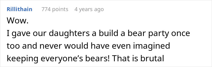 Mom Confronts ‘Karen’ After She Forces 6 Y.O.’s B-Day Party Guests To Give Up Their Build-A-Bears Mom Confronts ‘Karen’ After She Forces 6 Y.O.’s B-Day Party Guests To Give Up Their Build-A-Bears