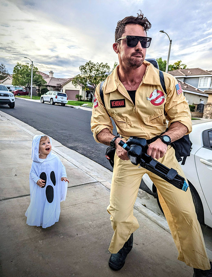 My Niece Wanted To Be A Ghost For Halloween, So I Obviously Had No Choice