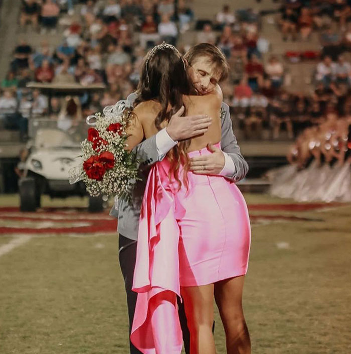 Father Struggling With Cancer Escorts Daughter In Homecoming Ceremony, Leaves Family In Tears