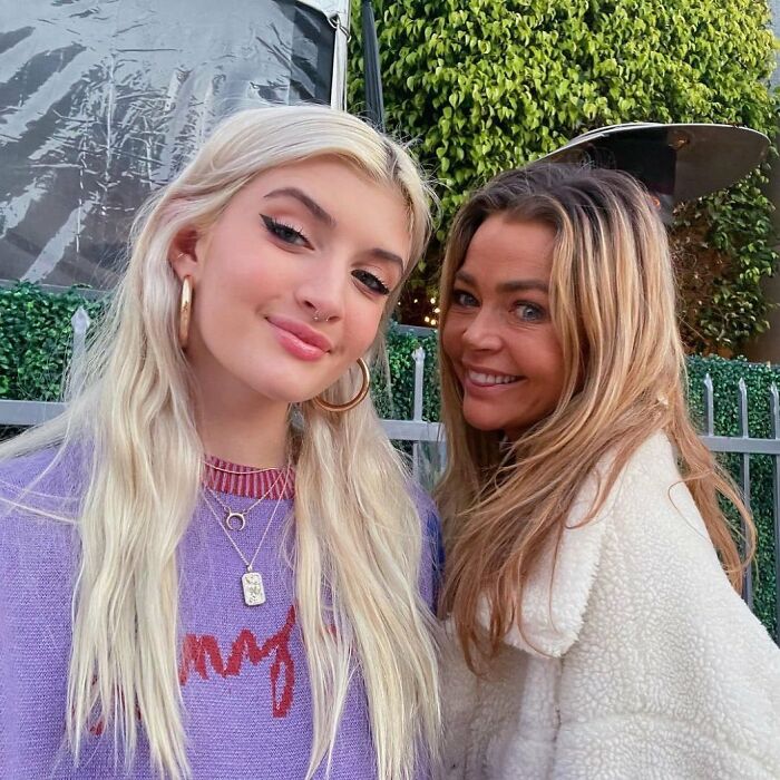 “Creepy And Inappropriate”: People Are Grossed Out After Denise Richards Collabs With Daughter On OnlyFans “Creepy And Inappropriate”: People Are Grossed Out After Denise Richards Collabs With Daughter On OnlyFans