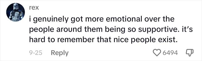 Disneyland Works Its Magic As Man Proposing To His Boyfriend Gets Proposed To Back Disneyland Works Its Magic As Man Proposing To His Boyfriend Gets Proposed To Back