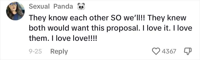 Disneyland Works Its Magic As Man Proposing To His Boyfriend Gets Proposed To Back Disneyland Works Its Magic As Man Proposing To His Boyfriend Gets Proposed To Back