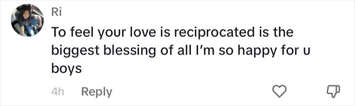 Disneyland Works Its Magic As Man Proposing To His Boyfriend Gets Proposed To Back Disneyland Works Its Magic As Man Proposing To His Boyfriend Gets Proposed To Back