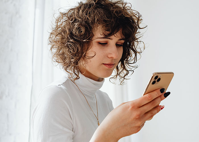 Guy Ghosts Girlfriend For 3 Years, Reappears Like Nothing Happened Once She Has A House Guy Ghosts Girlfriend For 3 Years, Reappears Like Nothing Happened Once She Has A House