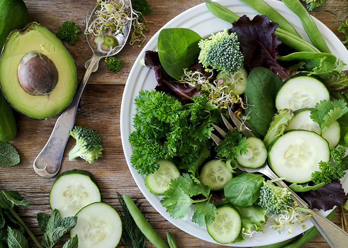 Guy Calls Out Vegan Sister For “Forcing An Entire Family To Adopt Her Choices”, Internet Is Split Guy Calls Out Vegan Sister For “Forcing An Entire Family To Adopt Her Choices”, Internet Is Split