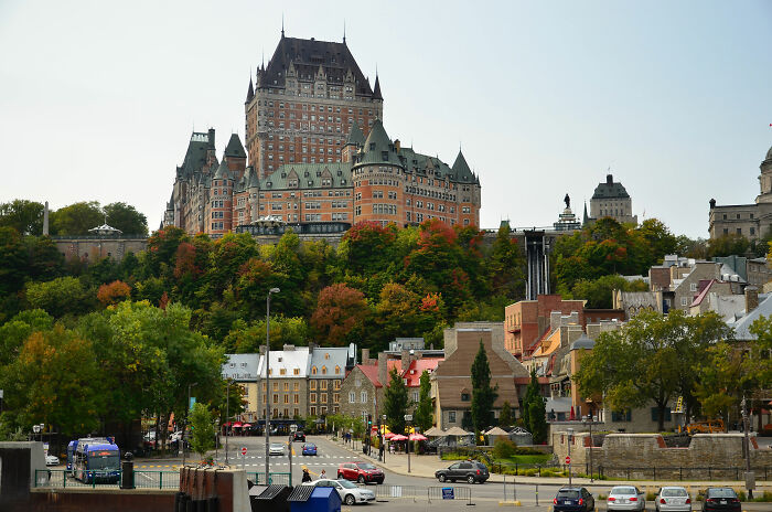 Buildings and city Québec, QC, Canada