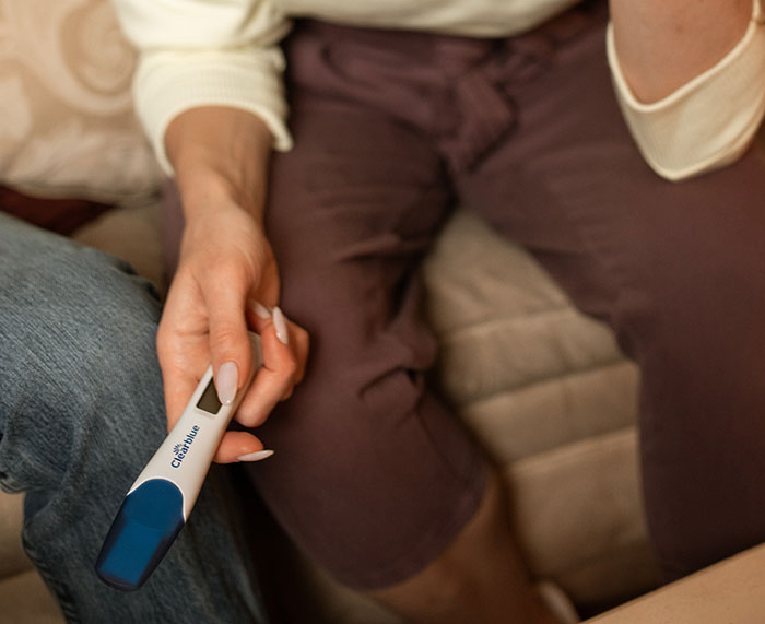 Woman Loses Home, School Funds, And 7-Year Relationship After BF Finds Her Phone Messages Woman Loses Home, School Funds, And 7-Year Relationship After BF Finds Her Phone Messages