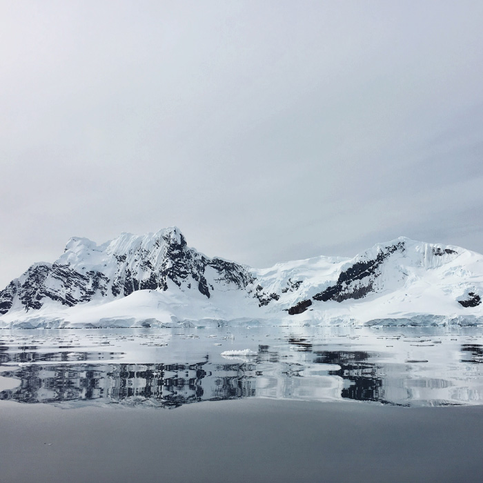 Rocks covered in snow 