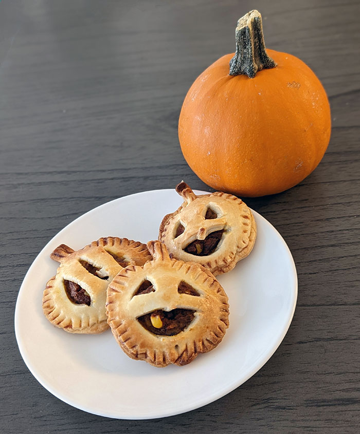 For The Spooky Season, Here's My Attempt At Little Jack-O'-Lantern Empanadas