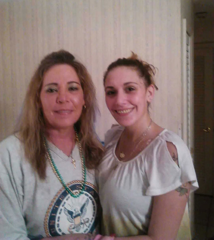 Jeffrey Epstein’s Victim Who Was “Ecstatic” About Starting New Chapter Dies, Grieving Mother Is Suspicious Jeffrey Epstein’s Victim Who Was “Ecstatic” About Starting New Chapter Dies, Grieving Mother Is Suspicious