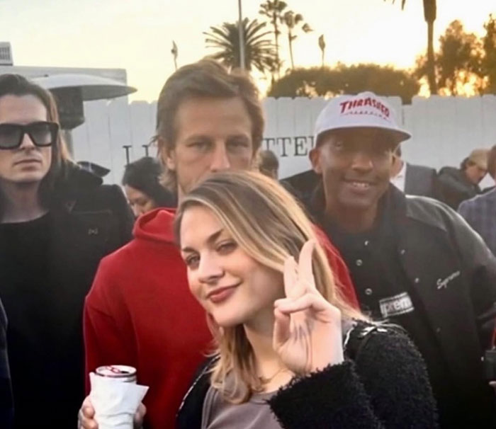 “This Is So 90s”: People Lose It As Kurt Cobain’s Daughter Marries Tony Hawk’s Son “This Is So 90s”: People Lose It As Kurt Cobain’s Daughter Marries Tony Hawk’s Son