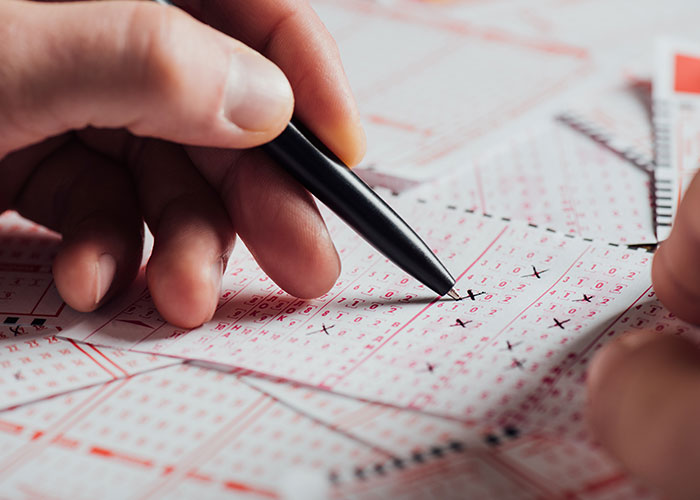 Guy Who Hit Jackpot In Powerball 7 Times Shares Winning Secrets Guy Who Hit Jackpot In Powerball 7 Times Shares Winning Secrets